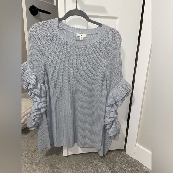 BP ruffled sweater - Picture 4 of 4